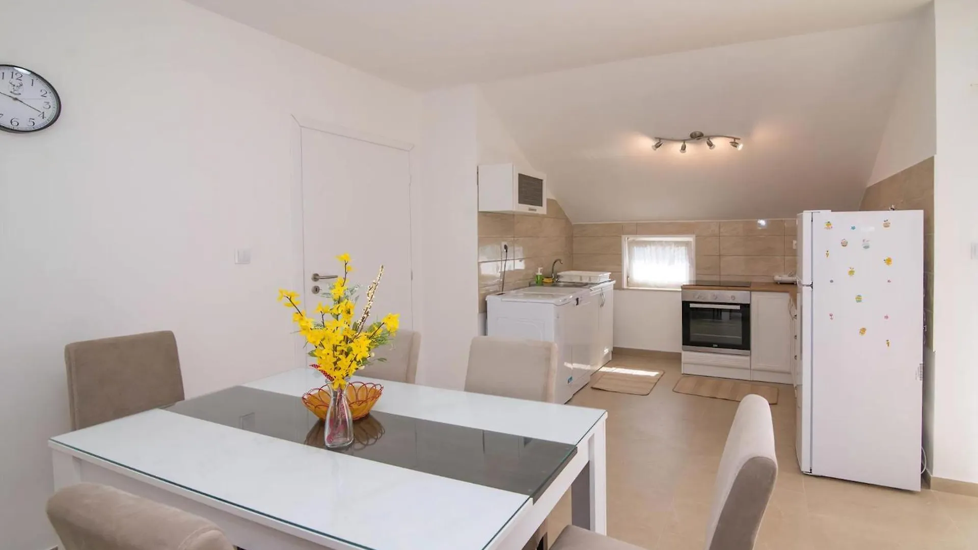 Apartment Tia Appartement Mit Meerblick Veli Losinj