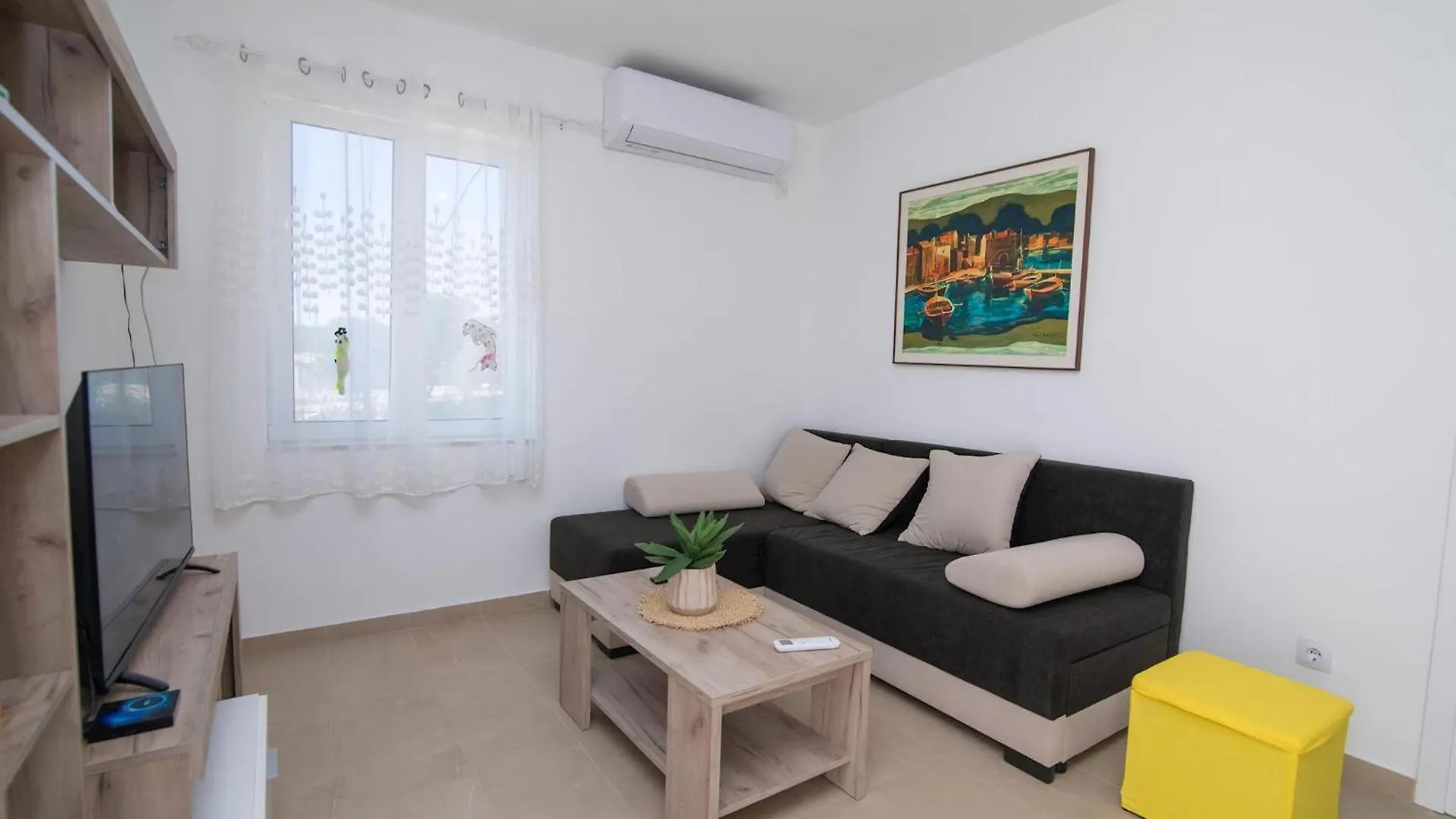 Tia Appartement Mit Meerblick Veli Losinj